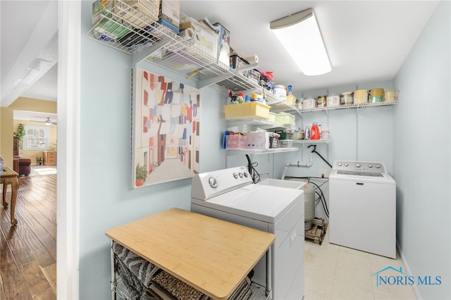 10132 Laplante Rd, Monclova, OH 43542 - washroom with washing machine and dryer