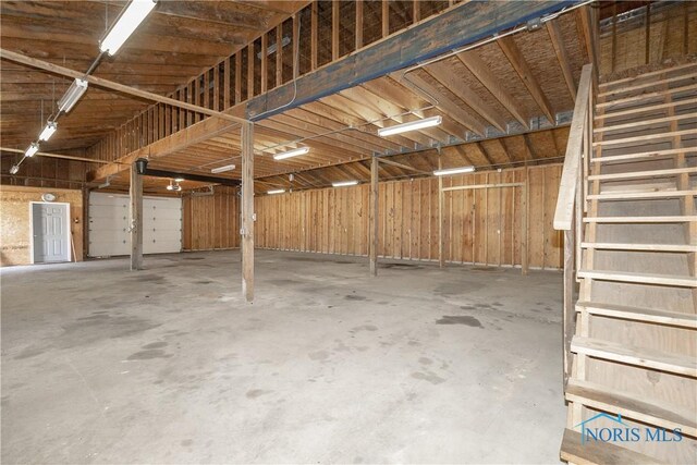 2121 County Road 4 Unit 1, Swanton, OH 43558 - view of garage