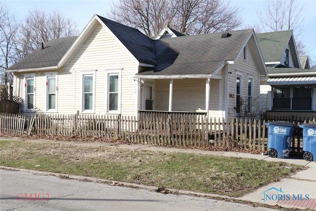 1142 Page St, Toledo, OH 43608 - view of front of house