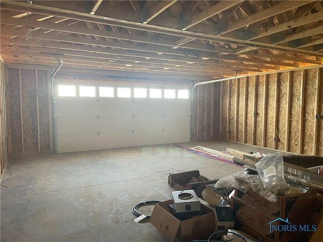 516 Ogen St, Hicksville, OH 43526 - view of garage