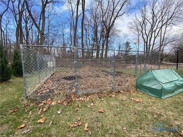 view of yard with fence