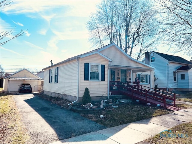 453 N 7th St, Upper Sandusky, OH 43351