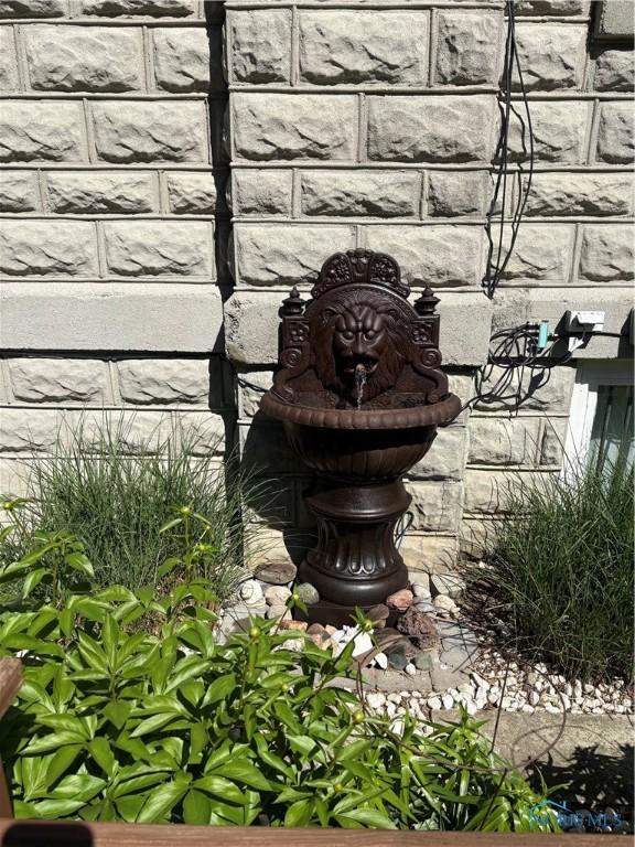 421 Farnsworth Rd, Waterville, OH 43566 - exterior view of stone siding