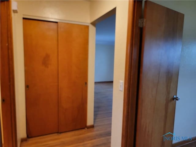 354 N River Rd, Waterville, OH 43566 - hallway featuring wood finished floors