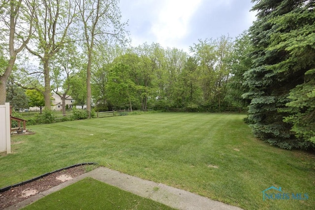5644 Greenridge Dr Unit 5644, Toledo, OH 43615 - view of yard