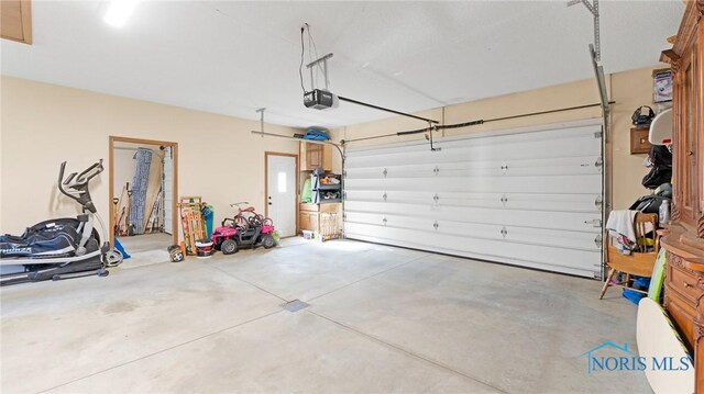 1213 Hidden Brook Dr, Hicksville, OH 43526 - photo 34