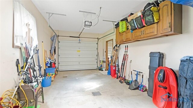 1213 Hidden Brook Dr, Hicksville, OH 43526 - photo 37