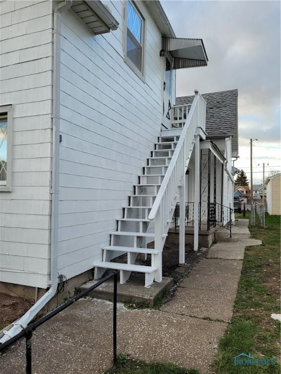 621 Nevada St, Toledo, OH 43605 - view of property exterior featuring stairway