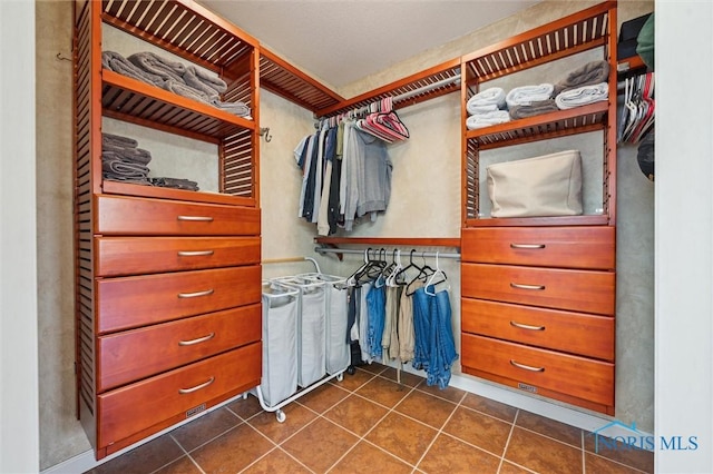 3011 Heather Downs Dr, Findlay, OH 45840 - view of closet