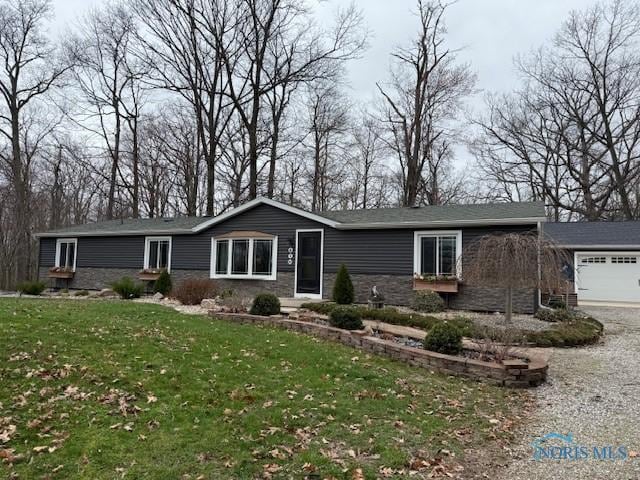 615 Manito Trl, Montpelier, OH 43543 - photo 1