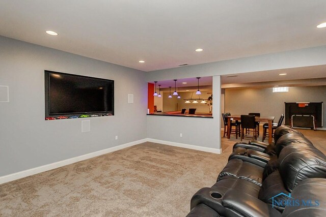 3643 Boulder Ridge Dr, Maumee, OH 43537 - carpeted living room featuring baseboards and recessed lighting