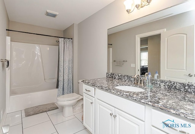3643 Boulder Ridge Dr, Maumee, OH 43537 - full bath featuring toilet, shower / tub combo with curtain, vanity, and tile patterned floors