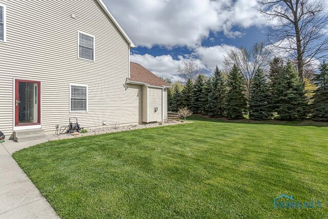 3643 Boulder Ridge Dr, Maumee, OH 43537 - view of yard