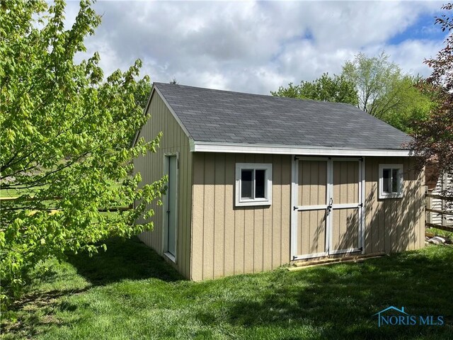 7106 Country Creek Rd, Maumee, OH 43537 - view of shed