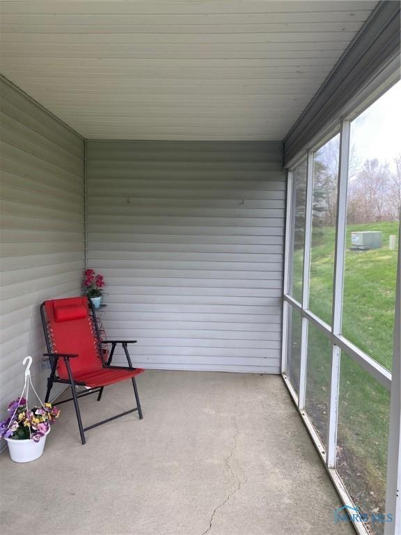 1308 Countryside Dr Unit B9, Findlay, OH 45840 - view of unfurnished sunroom