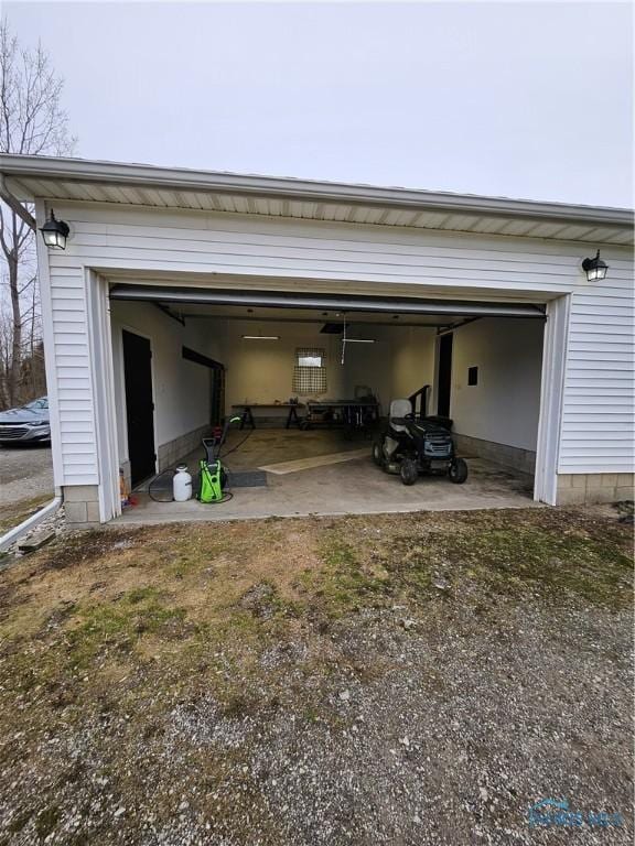 10308 Dowling Rd, Perrysburg, OH 43551 - garage with driveway