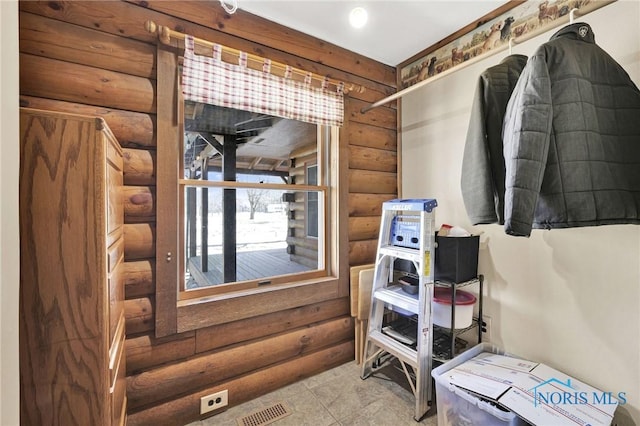 2525 N King Rd, Toledo, OH 43615 - view of spacious closet