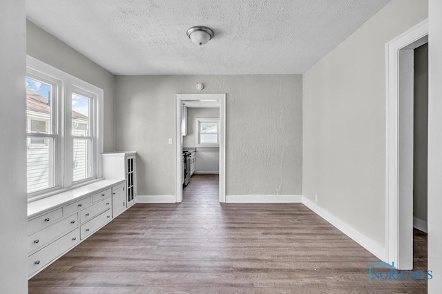 3846 Burton Ave, Toledo, OH 43612 - photo 7