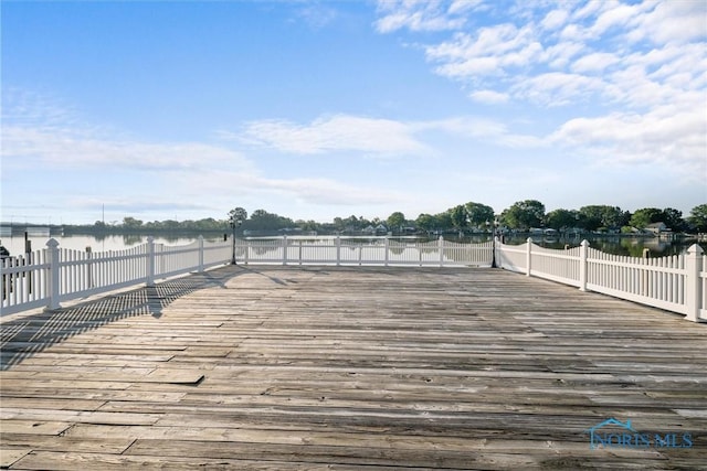 2560 Shoreland Ave, Toledo, OH 43611 - deck with a water view