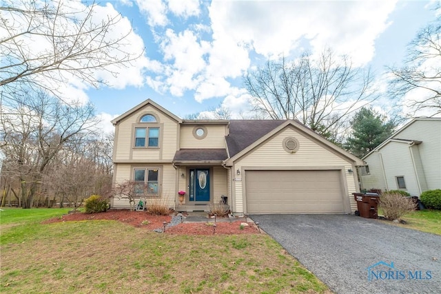 6975 Ramblehurst Rd, Sylvania, OH 43560 - traditional-style house with a garage, aphalt driveway, and a front lawn