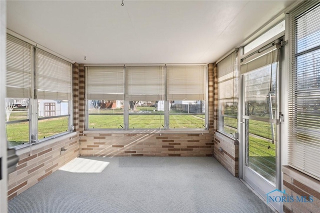 2931 Jasik Dr, Toledo, OH 43611 - unfurnished sunroom with a healthy amount of sunlight