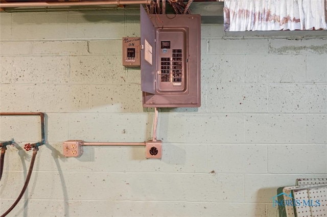2931 Jasik Dr, Toledo, OH 43611 - utilities featuring electric panel