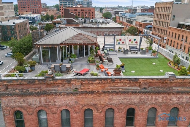 1 S Saint Clair St, Toledo, OH 43604 - birds eye view of property with a view of city