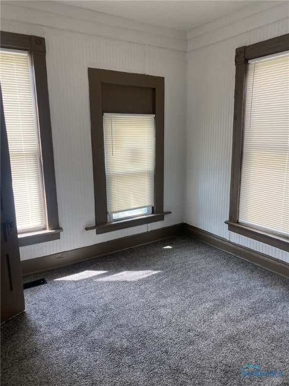 734 Parker Ave, Toledo, OH 43605 - unfurnished room featuring carpet flooring and visible vents