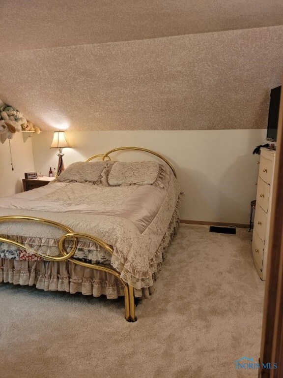 2412 Tiffin Rd, Fremont, OH 43420 - photo 23