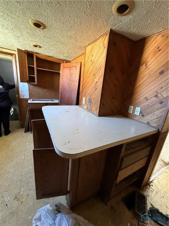 230 Elgin Ave, Toledo, OH 43605 - photo 7
