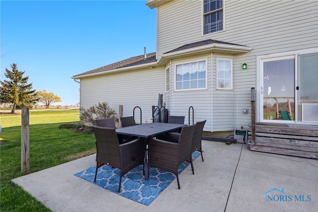 view of patio / terrace featuring outdoor dining area