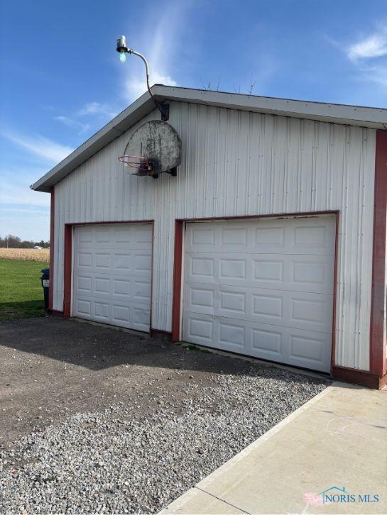 view of detached garage