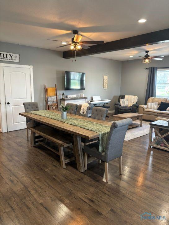 dining area featuring recessed lighting, dark wood-style floors, and a ceiling fan