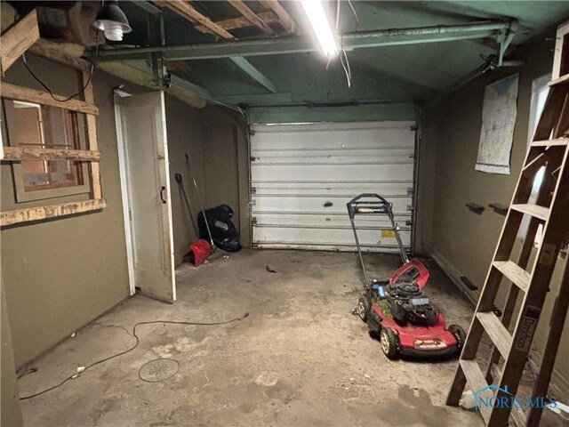 432 S Squire St, Holgate, OH 43527 - view of garage