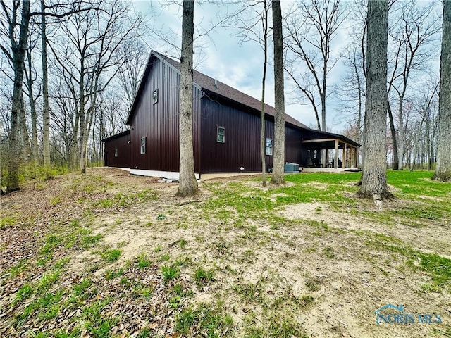 1673 Evan Dr, Defiance, OH 43512 - view of property exterior with a pole building and an outdoor structure