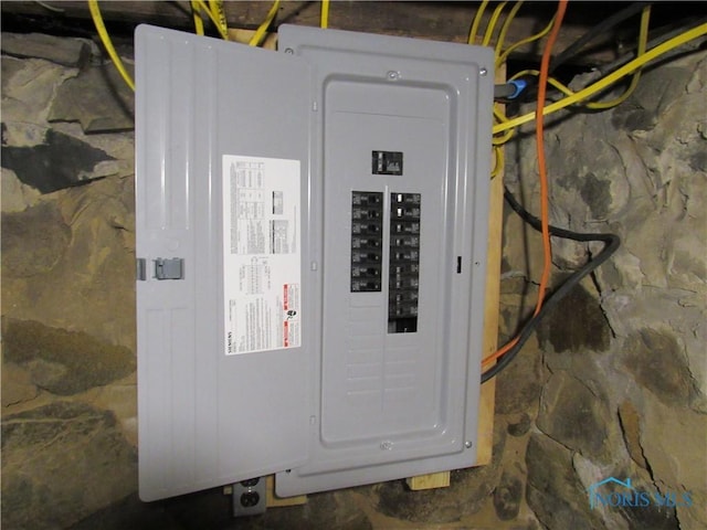 104 S Summit St, Edon, OH 43518 - utility room featuring electric panel