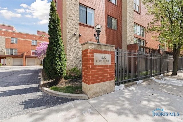 exterior space featuring fence