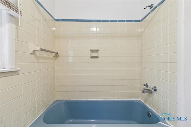 325 Park St, Bryan, OH 43506 - full bathroom with washtub / shower combination