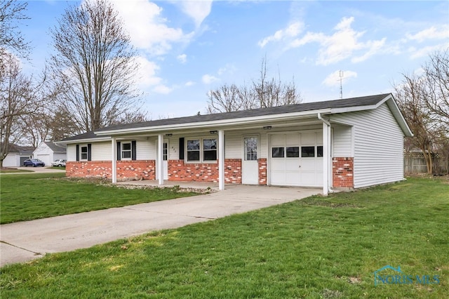 ranch-style home featuring driveway, covered porch, a garage, brick siding, and a front yard