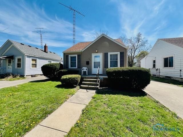 307 Sunset Blvd, Toledo, OH 43612 - photo 2