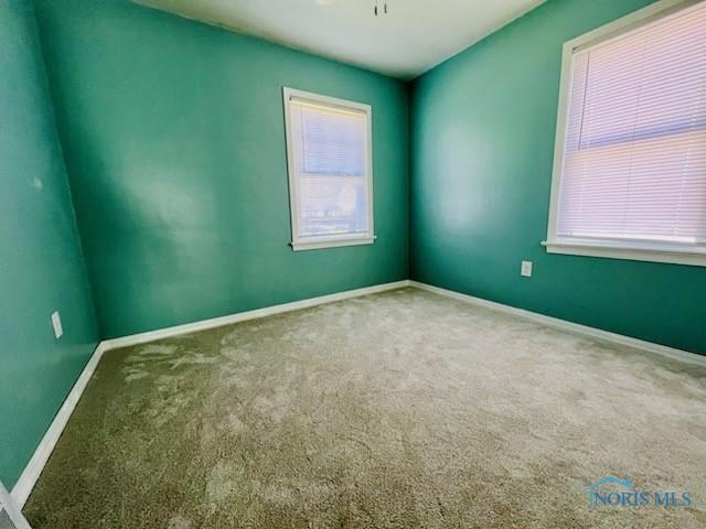 307 Sunset Blvd, Toledo, OH 43612 - photo 8