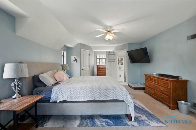 3122 Hopewell Pl, Toledo, OH 43606 - bedroom with carpet, visible vents, and ceiling fan