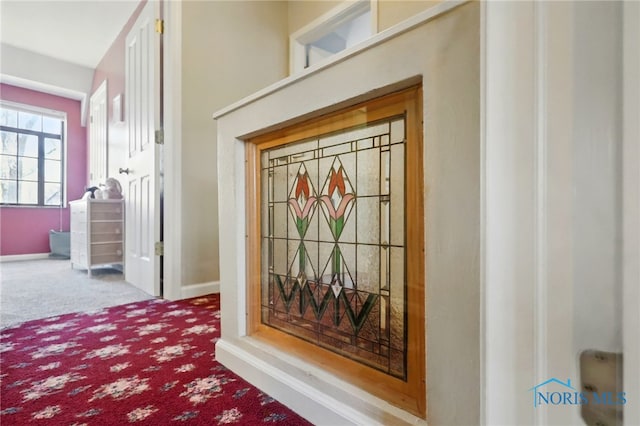 3122 Hopewell Pl, Toledo, OH 43606 - details with carpet and baseboards