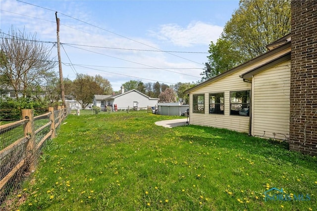 1705 Archwood Ln, Toledo, OH 43614 - view of yard featuring fence