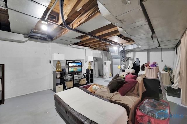 2923 Powhattan Pkwy, Toledo, OH 43606 - unfinished below grade area featuring water heater and heating unit