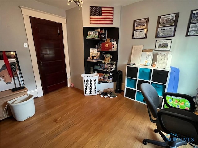 825 S Clinton St, Defiance, OH 43512 - office space with wood finished floors
