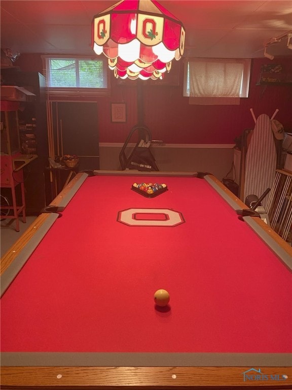 825 S Clinton St, Defiance, OH 43512 - game room featuring pool table