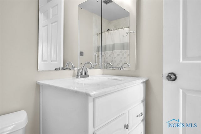 14384 Georgetown Dr, Bowling Green, OH 43402 - full bathroom featuring toilet and vanity