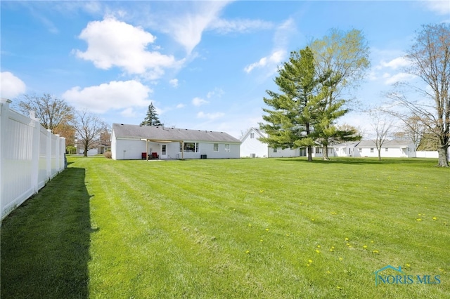 14384 Georgetown Dr, Bowling Green, OH 43402 - view of yard with a residential view and fence