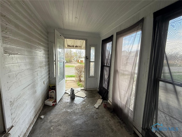 interior space featuring concrete flooring